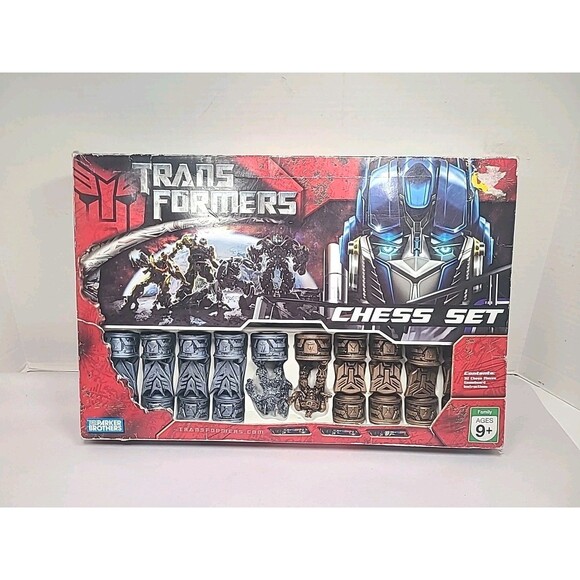 Transformers Chess Set Autobot vs Decepticon - Parker Brothers 2007 Complete. - Picture 1 of 6